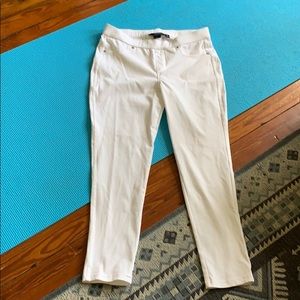 Simply Vera Wang White Jeggings